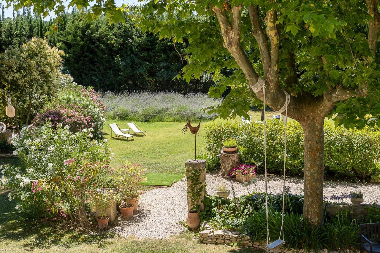 Mas De Capelou Bed & Breakfast