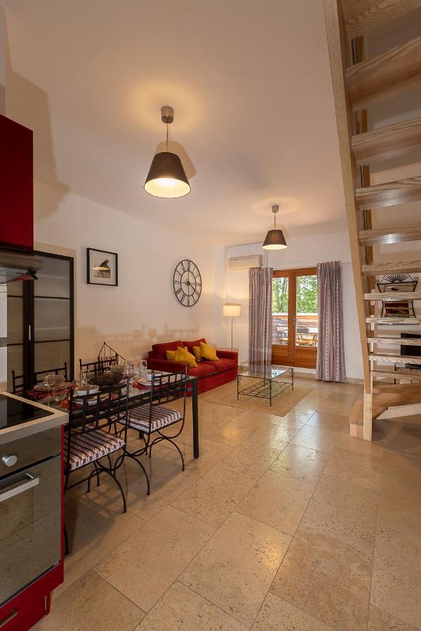 Bed & Breakfast Mas De Capelou *