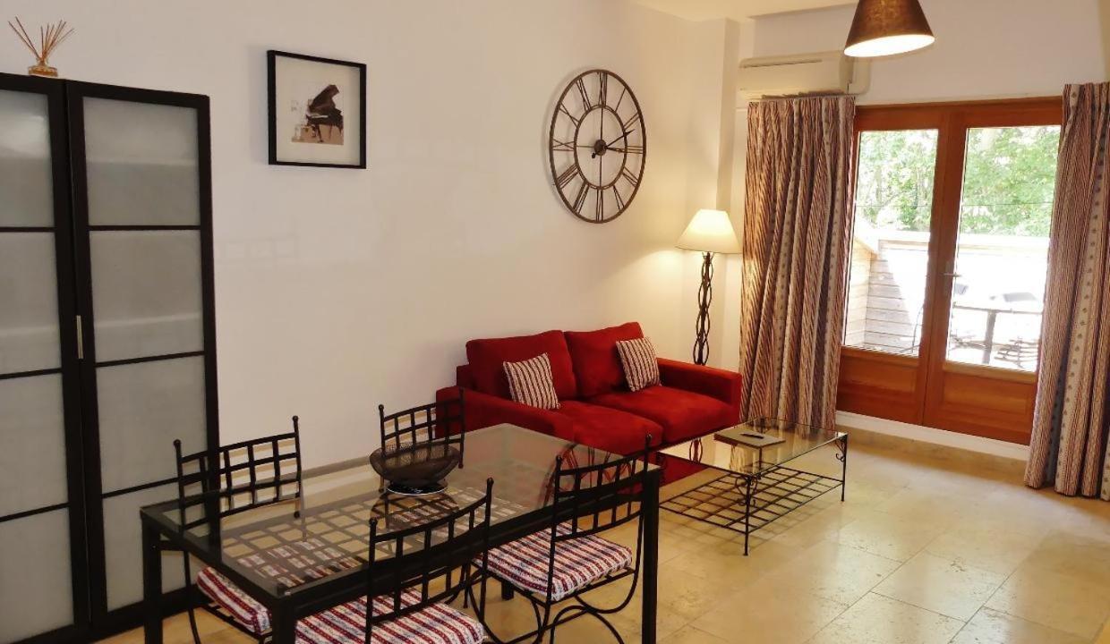 Mas De Capelou Bed & Breakfast *